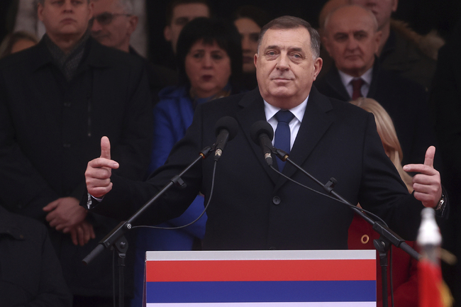 Европейският парламент призовава за въвеждане на санкции срещу президента на босненската Република Сръбска