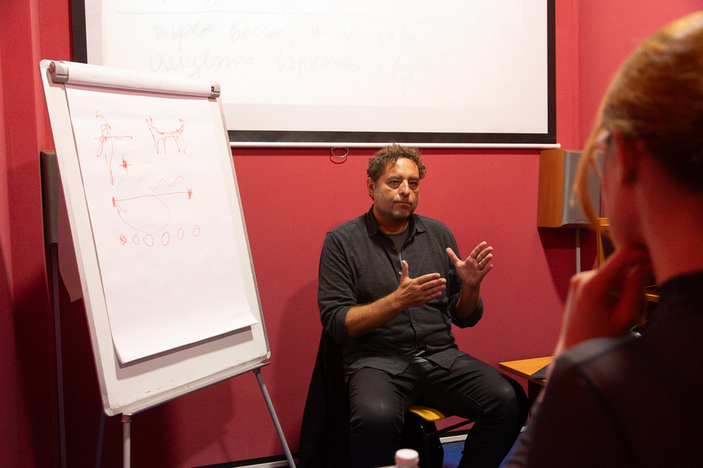 Теодор Ушев гостува днес в НАТФИЗ