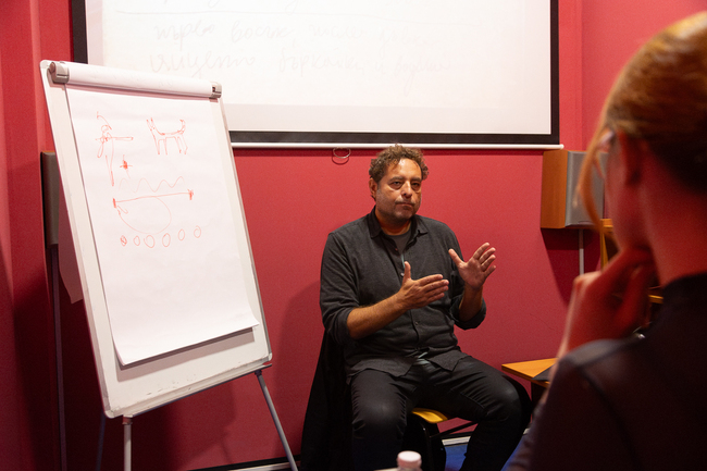 Теодор Ушев гостува днес в НАТФИЗ 