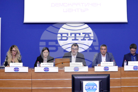 Национален пресклуб на БТА София - „Демократичен център“ - пресконференция