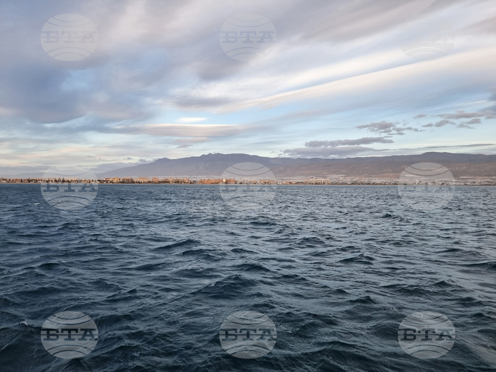 NAVAL RSV421 - Antarctica - Day 14 - Strait of Gibraltar - Crossing - Bad Weather - Waiting