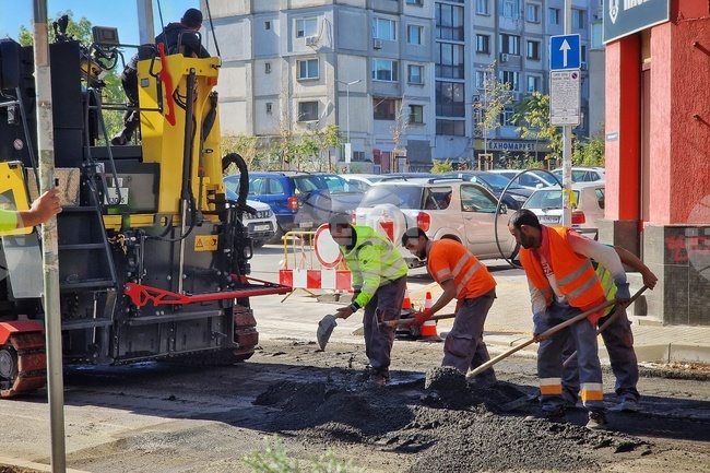 Бургас - улица - ремонт