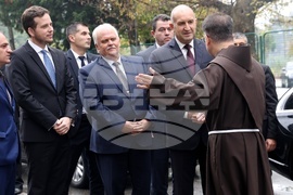 Босна и Херцеговина - Румен Радев - паметна плоча - полагане на венец