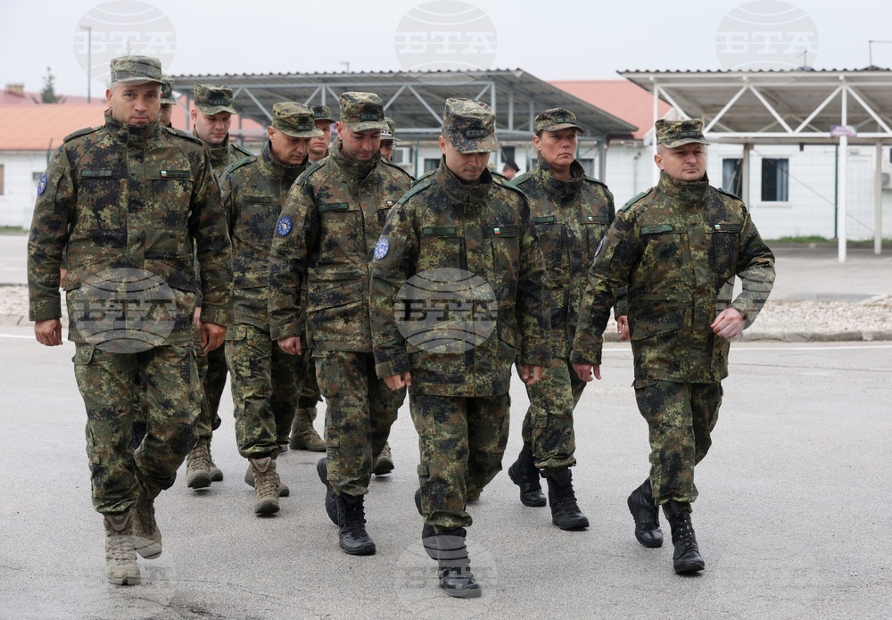 Босна и Херцеговина - Румен Радев - военна база „Бутмир“