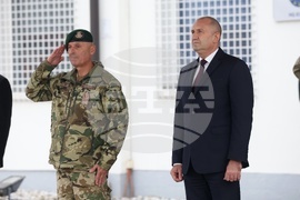 Босна и Херцеговина - Румен Радев - военна база „Бутмир“