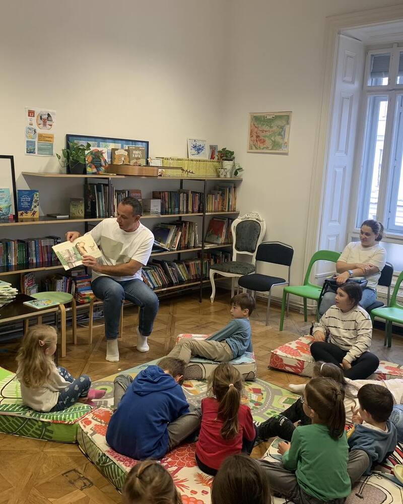Детският писател Иван Раденков гостува на Книжен кът – Виена