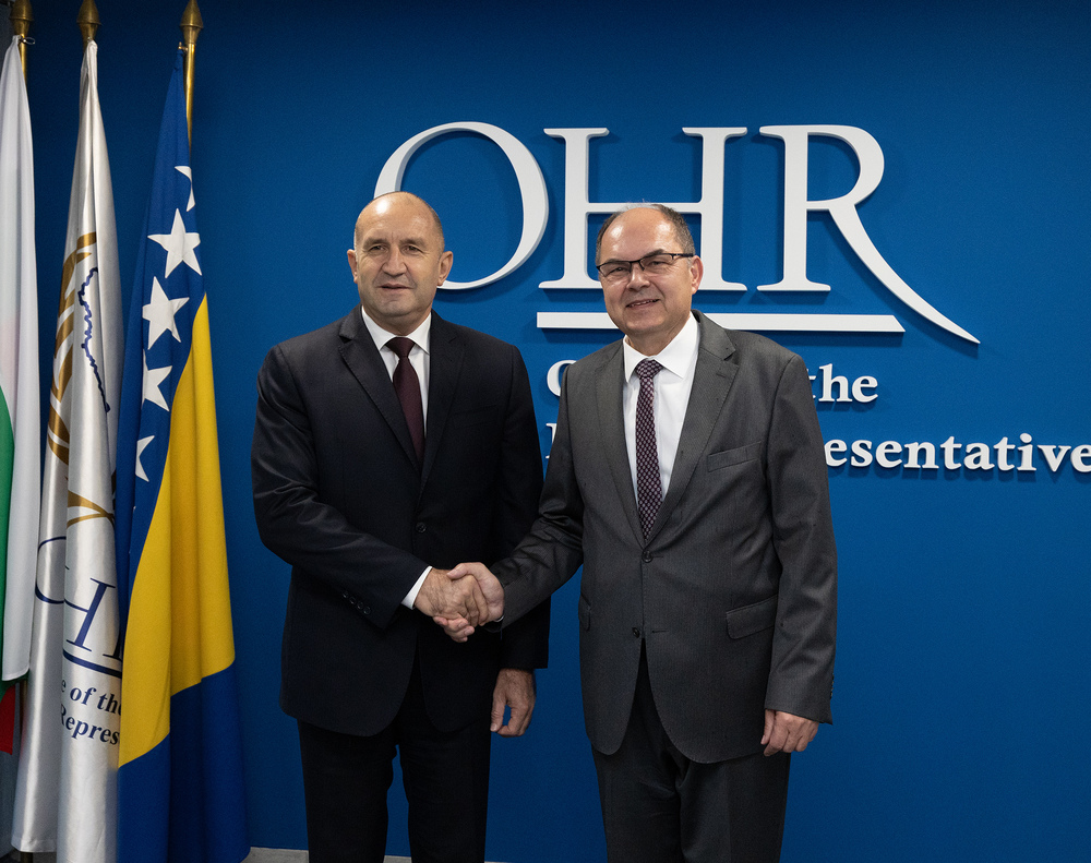 Президентът Радев: Апелирам българските политици да решат час по-скоро вътрешносемейните си проблеми и да върнат България там, където ѝе мястото – на Балканите и в по-широк регионален план в Европа