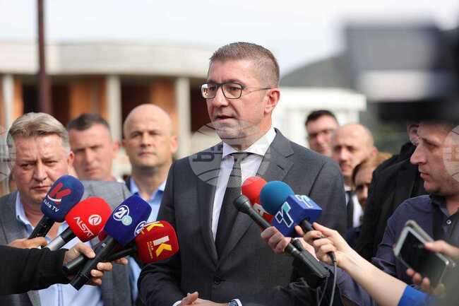 Мицкоски: Вчера в Брюксел имаше опит от определени европарламентаристи да създадат нова нация и нов език в 21-ви век в Европа