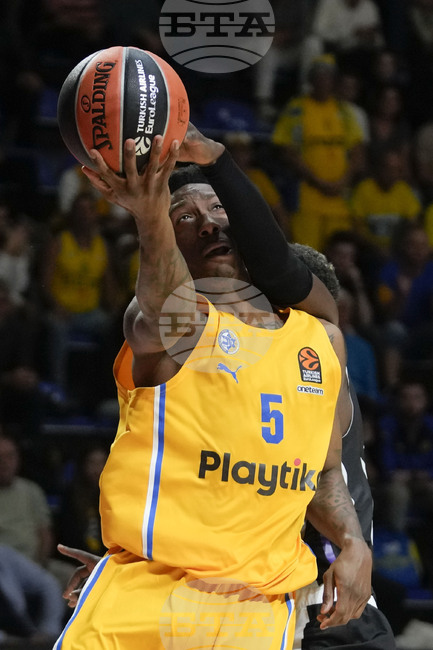 Макаби Тел Авив нанесе второ поредно поражение на Реал Мадрид в баскетболната Евролига