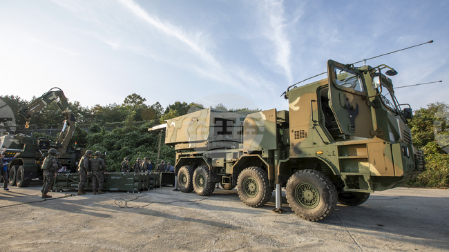 Южна Корея подписа сделка за доставка на шест ракетни системи за залпов огън на Естония