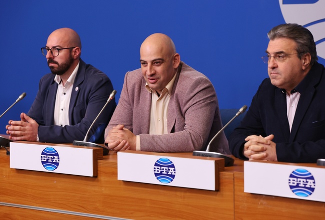 Инициативен комитет организира подписка за национален референдум за еврото, енергетика и "забрана на ЛГБТИ+(джендър) пропагандата" в България