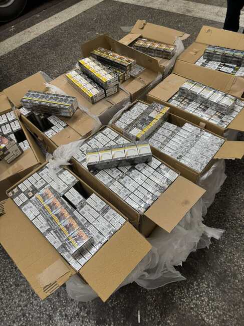 Агенция „Митници“: 100 000 къса контрабандни цигари откриха митническите служители на МП Капитан Андреево