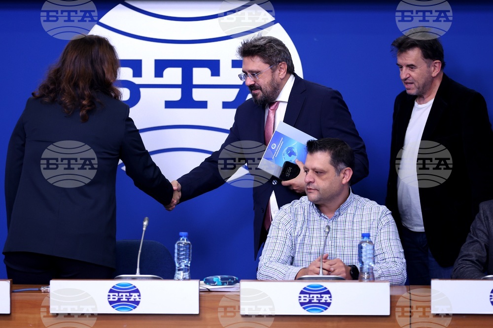 Национален пресклуб на БТА-София - „Пеещи артисти” - пресконференция