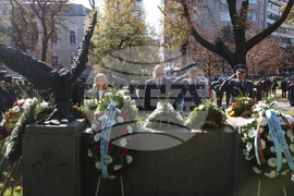 Ден на военния парашутист - отбелязване