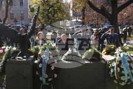 Ден на военния парашутист - отбелязване