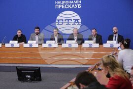 Национален пресклуб на БТА - пресконференция - български лев - референдум