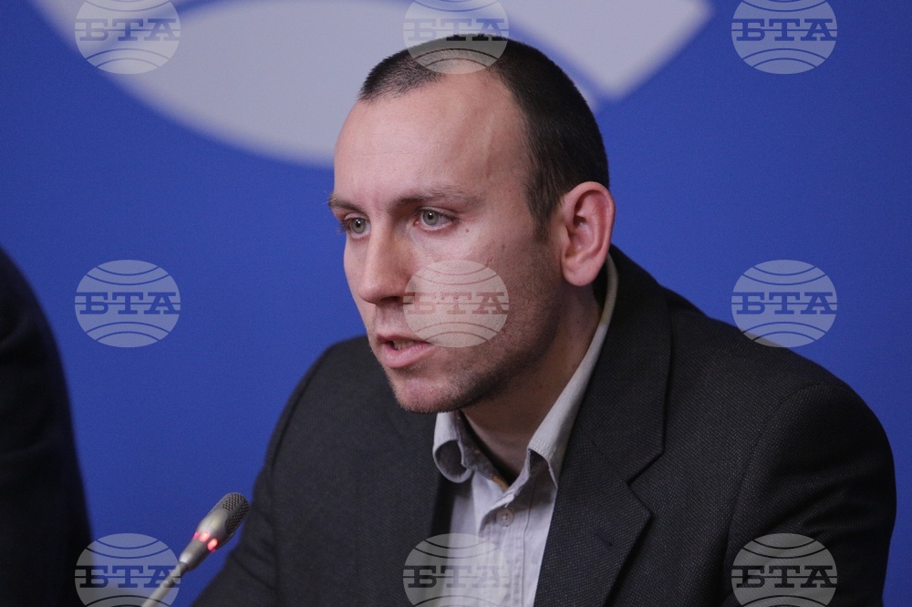 Национален пресклуб на БТА - пресконференция - български лев - референдум