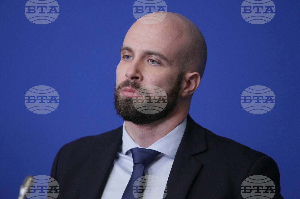 Национален пресклуб на БТА - пресконференция - български лев - референдум