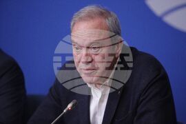 Национален пресклуб на БТА - пресконференция - български лев - референдум