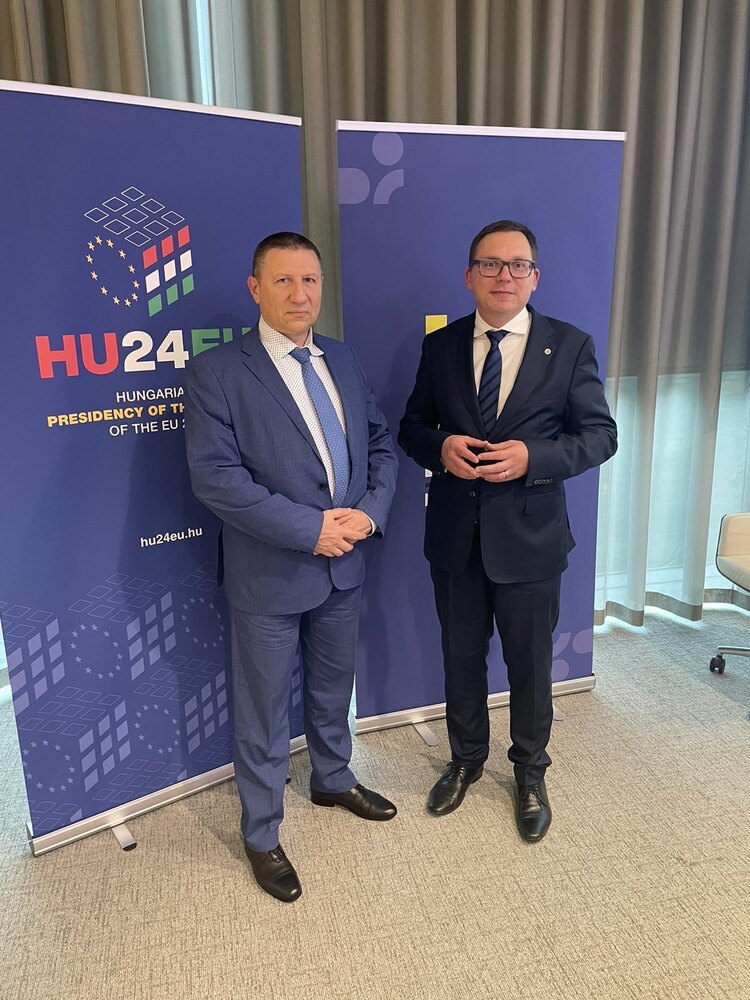 ПРБ: Активното взаимодействие по наказателни дела обсъди в Хага и.ф. главен прокурор Борислав Сарафов с президента на Евроджъст Ладислав Хамран