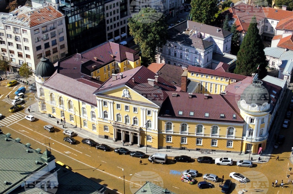 КЗК образува открито производство срещу БАН заради решение за доставка на комуникационно оборудване