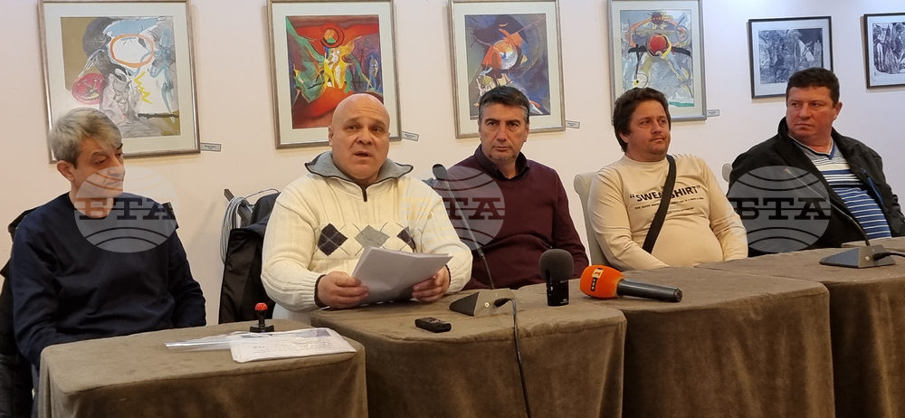 Пчелари от Североизточна България са готови да сезират Брюксел заради проблеми в сектора