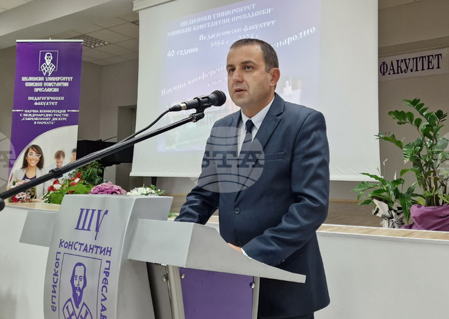 Разкопките край с. Велино през настоящия археологически сезон продължиха 10 работни дни, каза доц. Константин Константинов