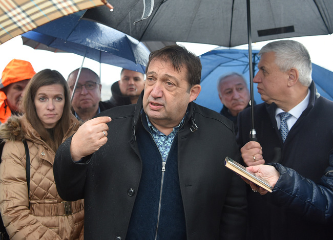 Regional Development Minister Shishkov: Construction of Motorway and Tunnel under Petrohan Pass Should Be Awarded under Concession