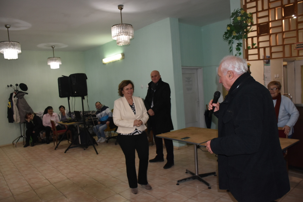 Община Ловеч: Кметът на Ловеч поздрави туристите ветерани и ги зарадва с добри новини