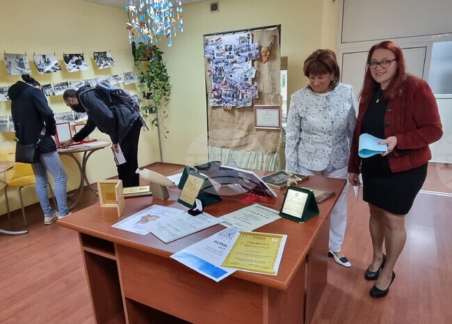 Шумен - университет - 40 години Педагогически факултет - изложби