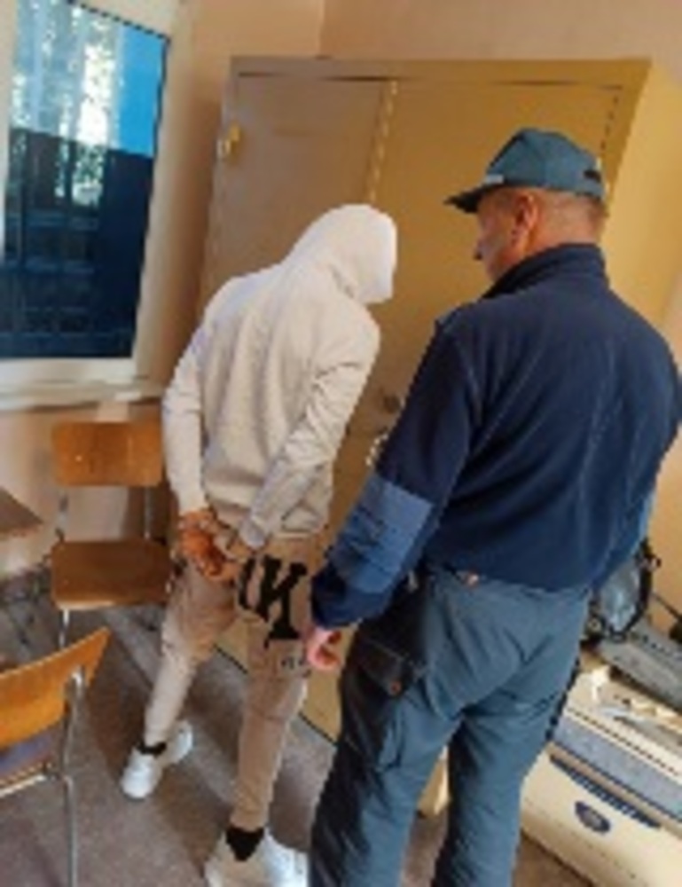 Специализирана полицейска акция се състоя в Самоков, има задържани