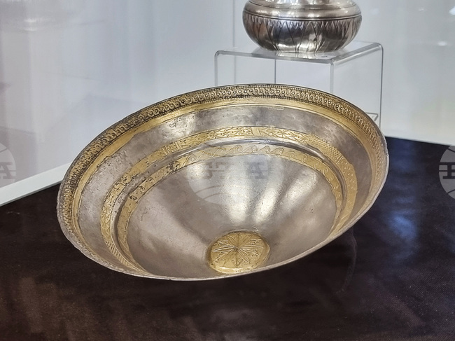 Перник - „Разкази от злато и сребро“ - изложба