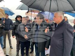 Снимка: Министерство на регионалното развитие и благоустройството - Министър Шишков инспектира строителството на бъдещия скоростен път от Монтана до Ботевград.