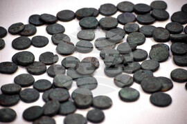 Бургас - митница - отнети монети - предаване