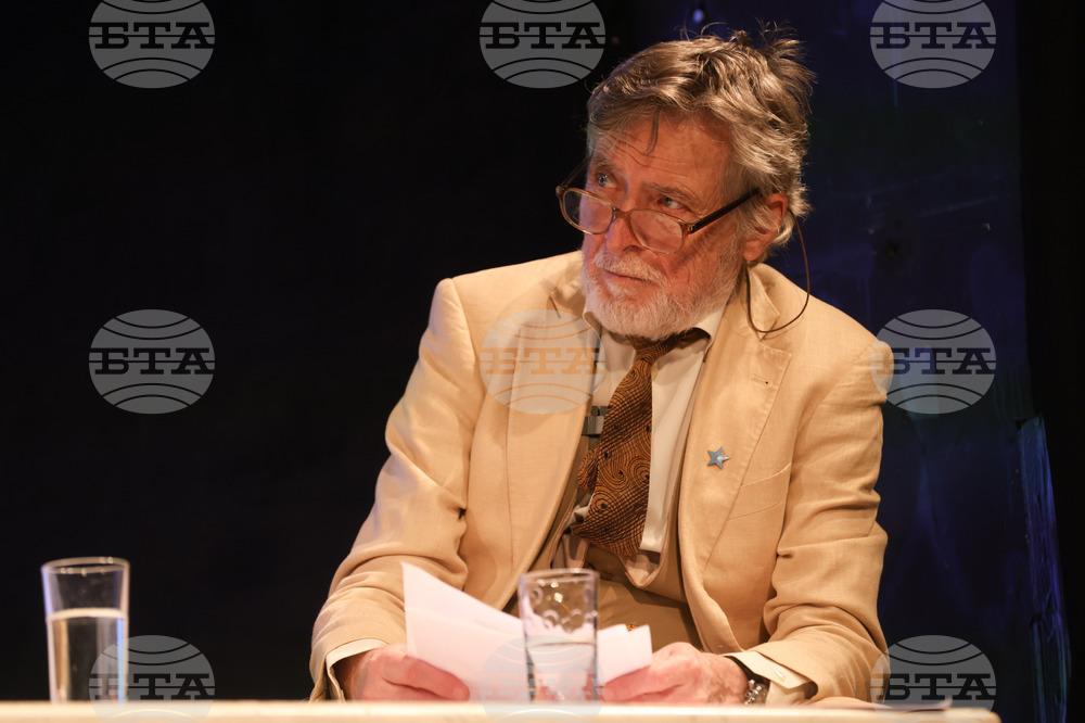 „Потомството на Чосър. Англоезична поезия XIV-XXI век“ - антология - Руси Чанев