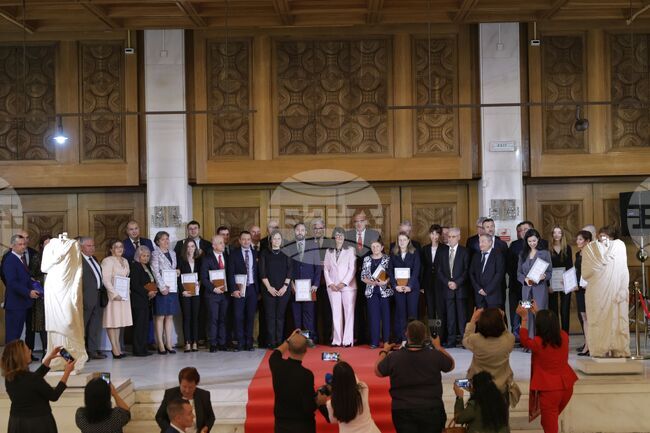 Лекар на годината - награди 