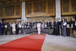 Лекар на годината - награди