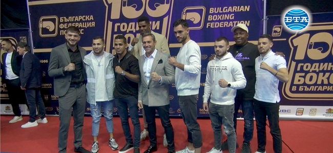 Президентът на БФБокс Красимир Инински пожела още повече успехи за българските състезатели и обединение в името на спорта