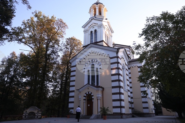 Правителството одобри финансирането на духовните училища