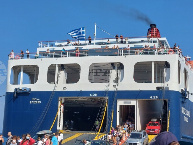 Над 2 килограма кокаин са открити у пътничка във ферибот в Гърция