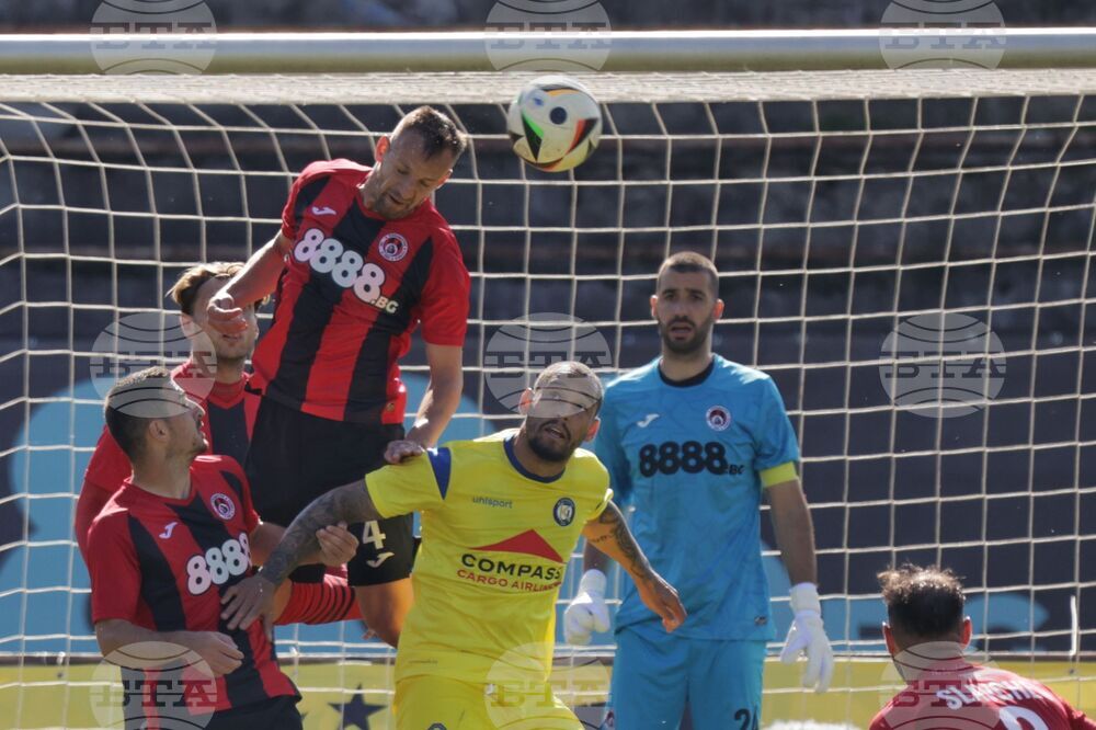 Футбол - Локомотив София и Крумовград