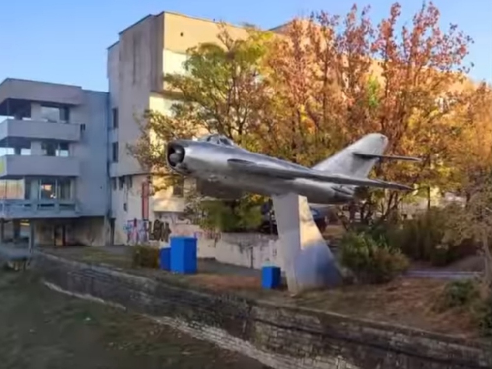 Изтребител МиГ -17 отново ще бъде експониран на открито в Ямбол