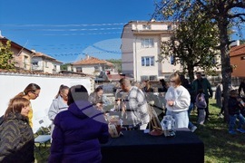 Самоков - Графична база - керамична изложба