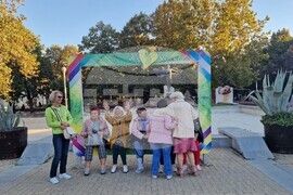 Хасково - Клуб на готините баби