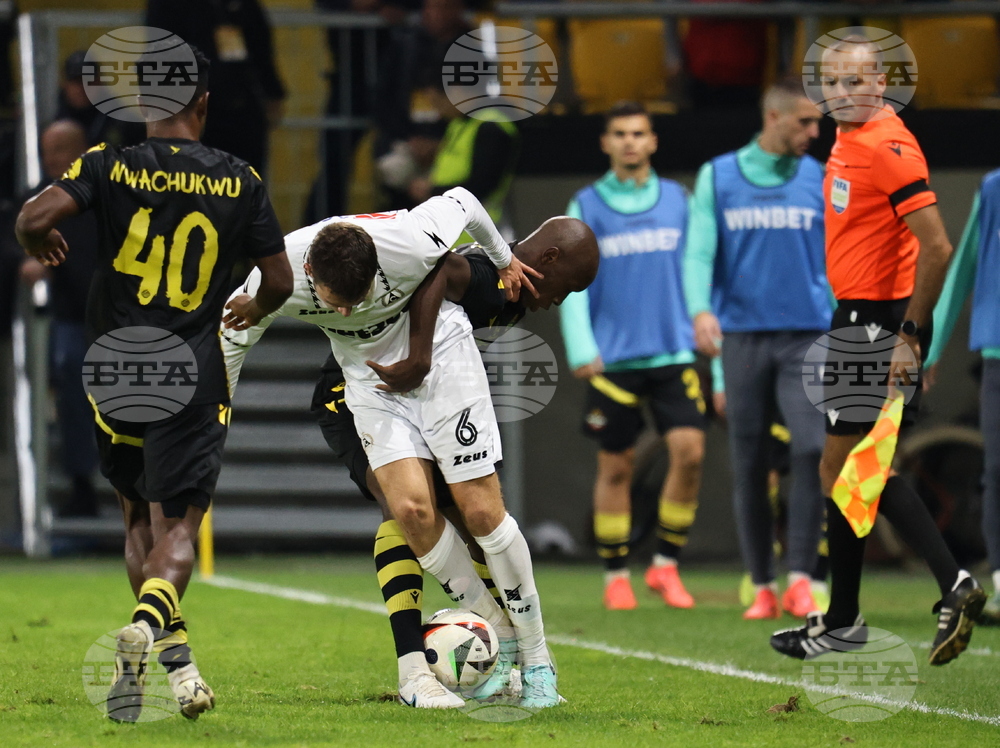 Пловдив - футбол - Ботев (Пловдив) - Славия (София)