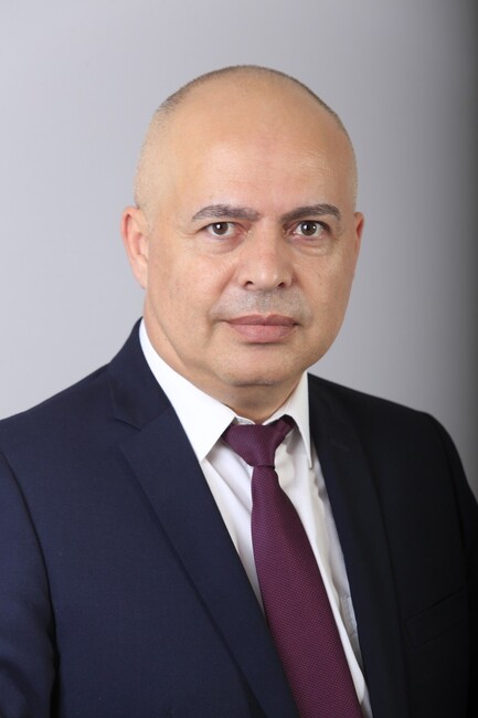 БСП: Георги Свиленски вика министър Алексиев на изслушване заради зачестилите случаи на запалени локомотиви