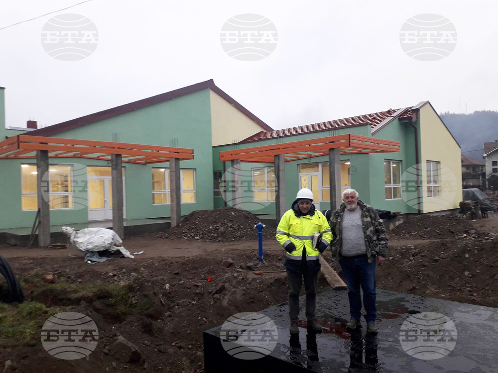 Приключват външните строителни работи на детската градина в Босилеград
