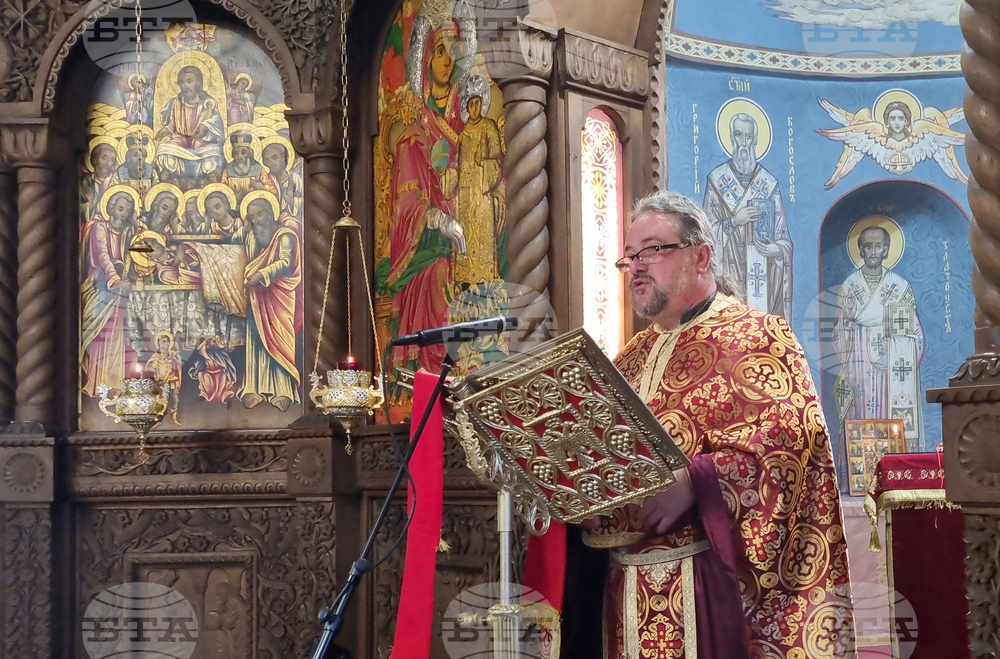 Хората заемат особено място в Божия промисъл сред всички останали създания, посочи отец Бисер Христов сред миряни в Търговище