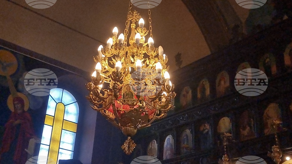 Добрич - храм "Св. Троица" - литургия