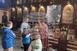 Добрич - храм "Св. Троица" - литургия